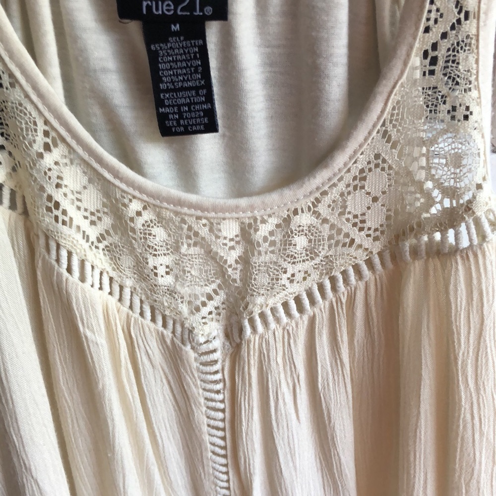 Gently worn Rue21 flowy top. Medium. Lace/crotchet design Ivory. - Picture 3 of 15